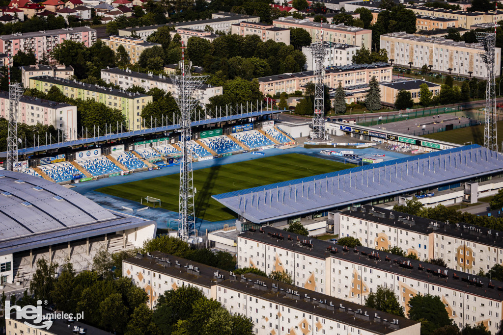 Nowa hala i nowy MOSiR z lotu drona i samolotu