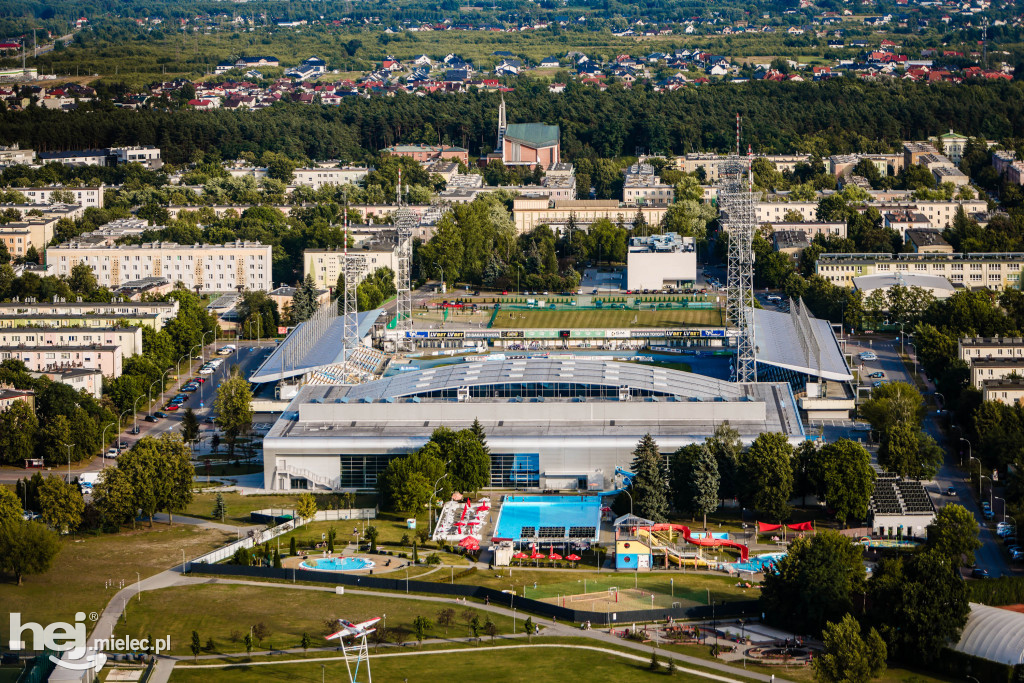 Nowa hala i nowy MOSiR z lotu drona i samolotu