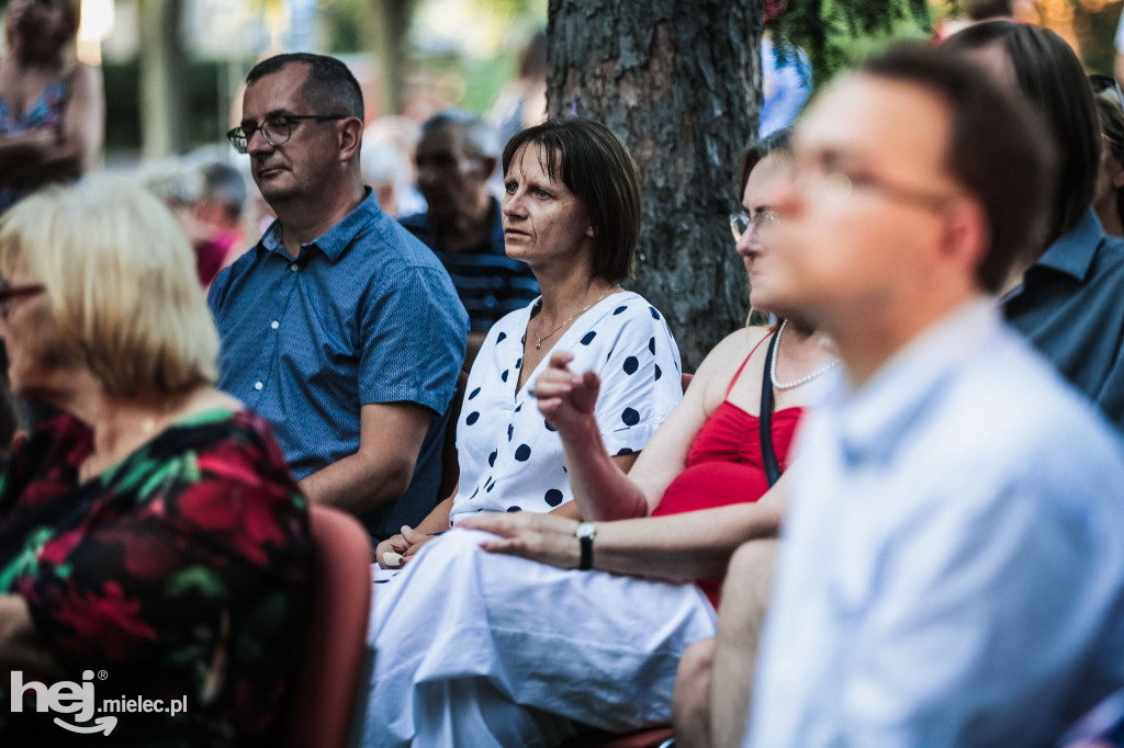 Muzyczny wieczorek w Parku Lachmana