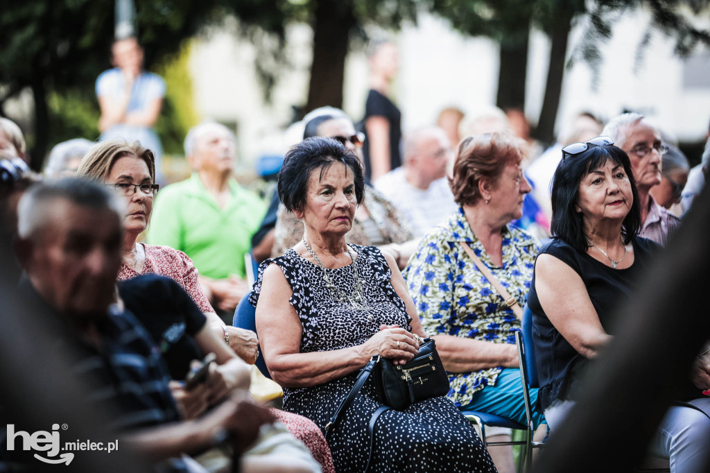 Muzyczny wieczorek w Parku Lachmana
