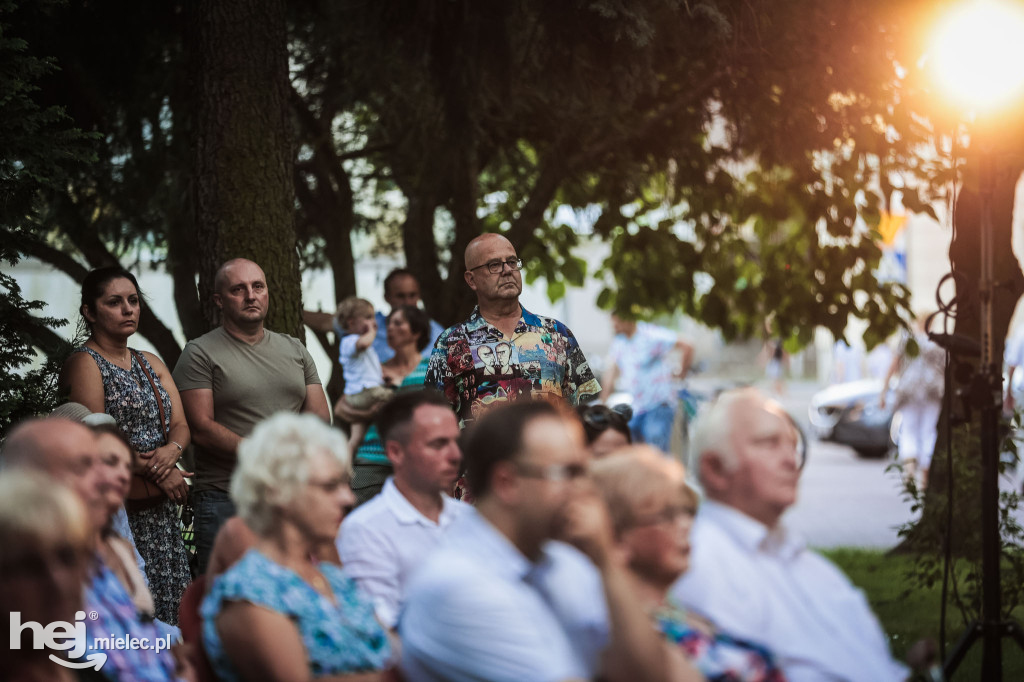 Muzyczny wieczorek w Parku Lachmana