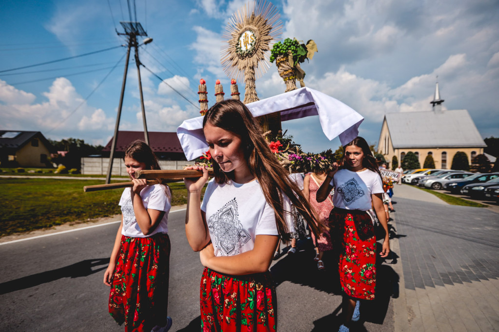 Dożynki gminy Radomyśl Wielki w Żarówce