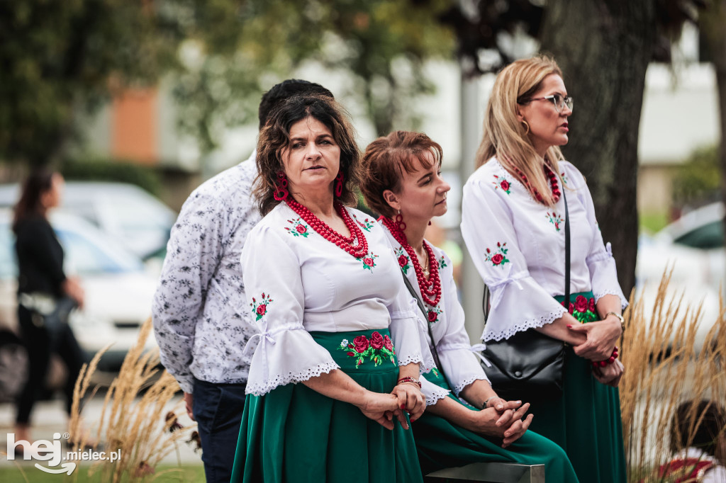 Dożynki Powiatu Mieleckiego