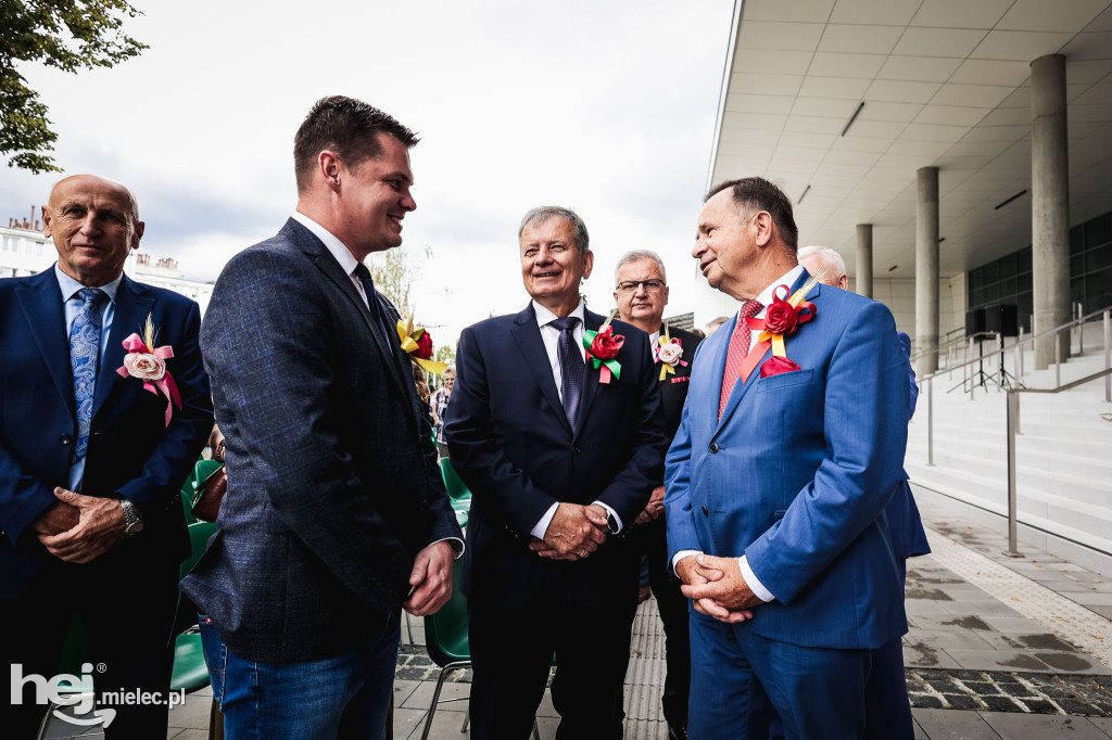 Dożynki Powiatu Mieleckiego