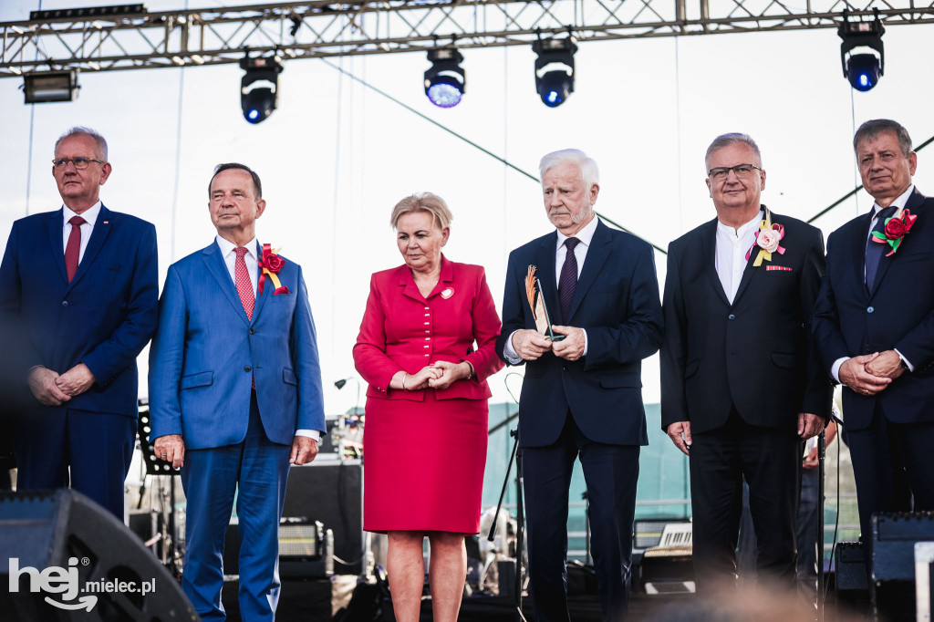Dożynki Powiatu Mieleckiego