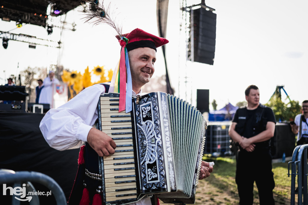 Dożynki Powiatu Mieleckiego