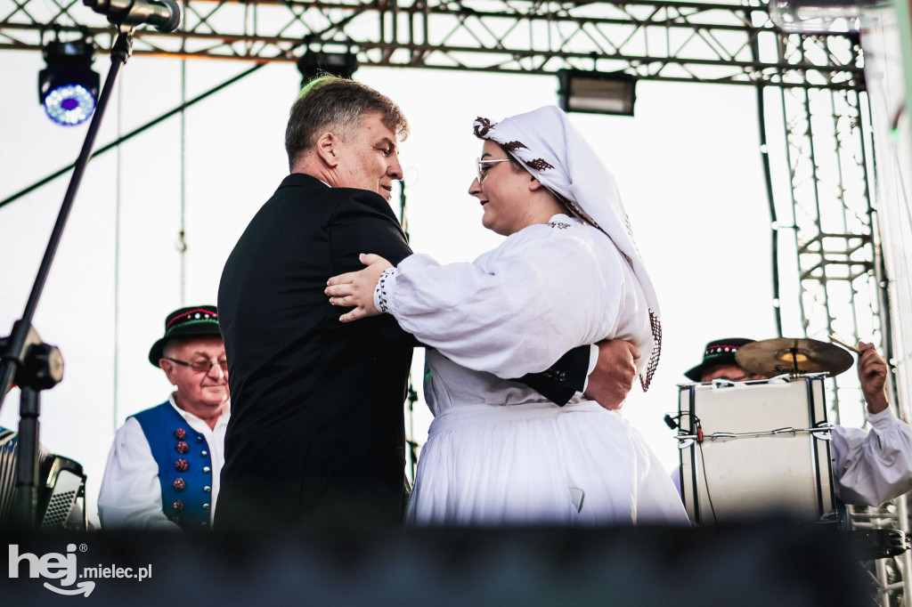 Dożynki Powiatu Mieleckiego
