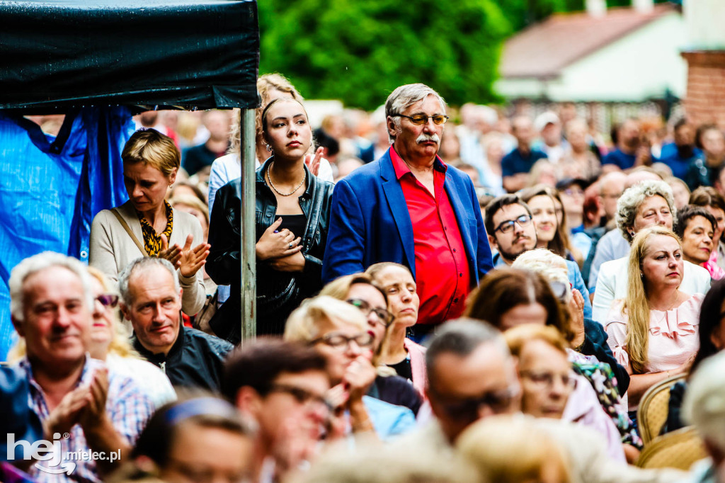 Zacznij od Bacha - koncert piosenek Wodeckiego na Zamku Baranów Sandomierski