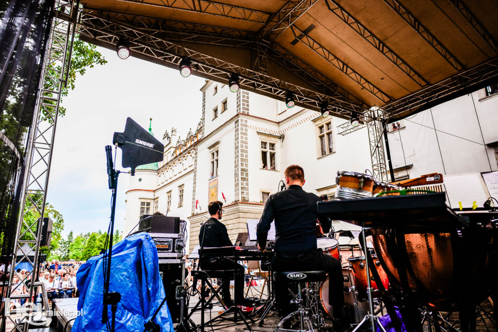 Zacznij od Bacha - koncert piosenek Wodeckiego na Zamku Baranów Sandomierski