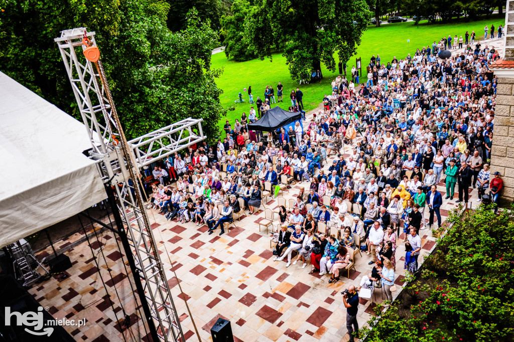 Zacznij od Bacha - koncert piosenek Wodeckiego na Zamku Baranów Sandomierski