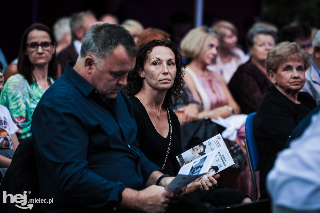 MFM: Maja Sikorowska i Kroke