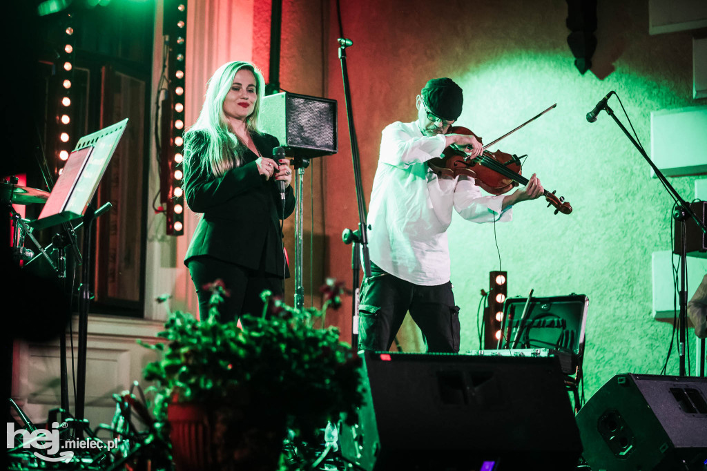 MFM: Maja Sikorowska i Kroke
