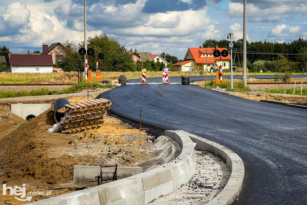 Budowa nowego przejazdu kolejowego w Rzemieniu