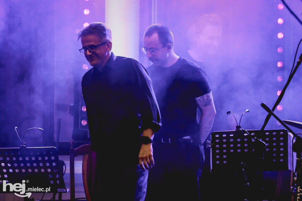 MFM: Kilar in blue