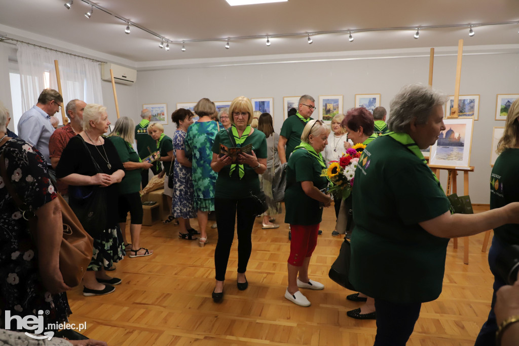 Wernisaż wystawy Haliny Wąsik „Podążając za pięknem”