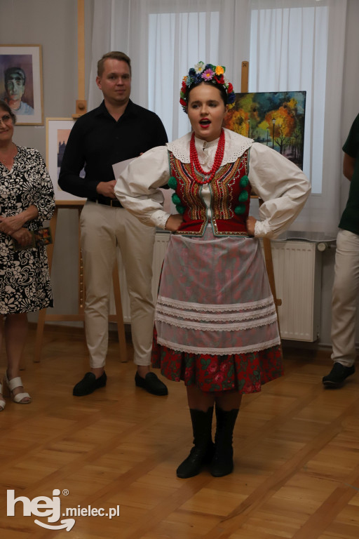 Wernisaż wystawy Haliny Wąsik „Podążając za pięknem”
