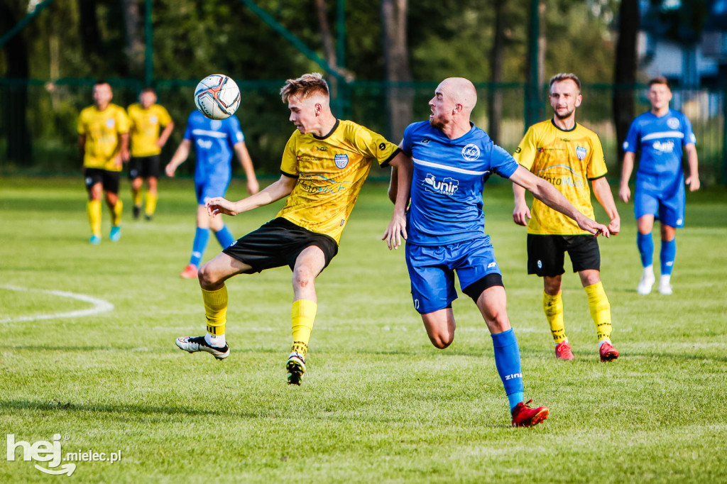 Smoczanka Mielec - Kaskada Kamionka 0:0