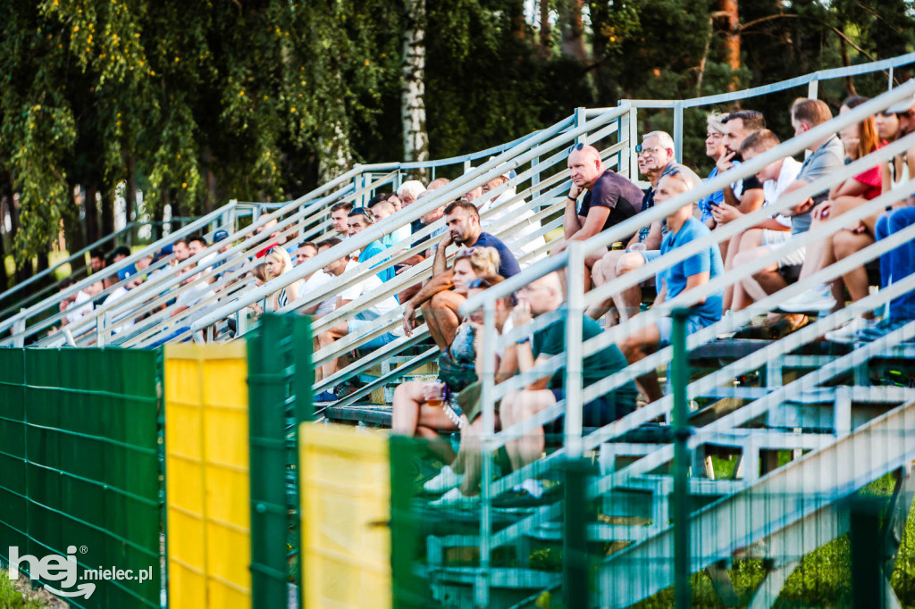 Smoczanka Mielec - Kaskada Kamionka 0:0