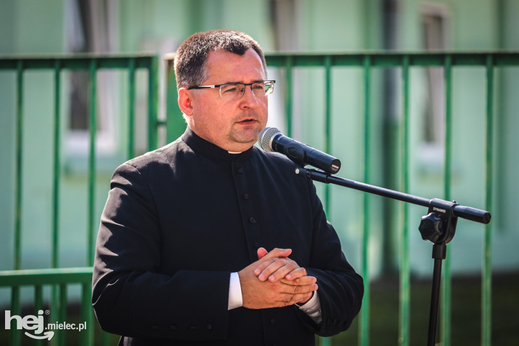 Sadzonki jabłoni na pamiątkę bł. Rodziny Ulmów