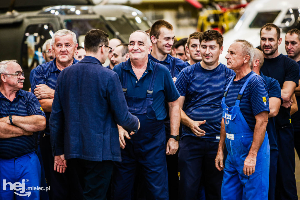 Premier Morawiecki w PZL Mielec