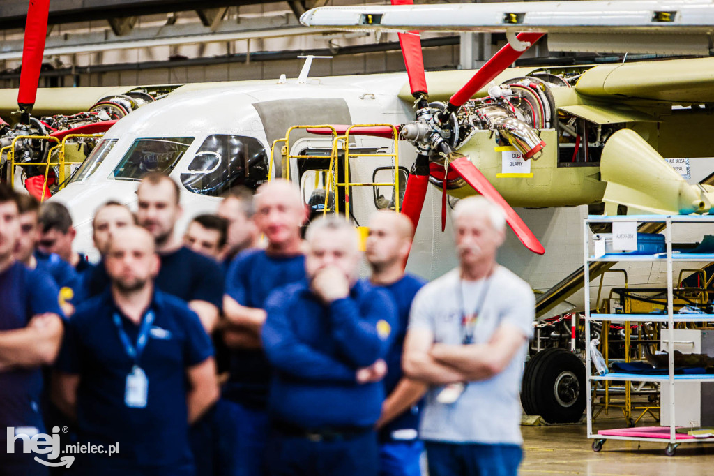 Premier Morawiecki w PZL Mielec