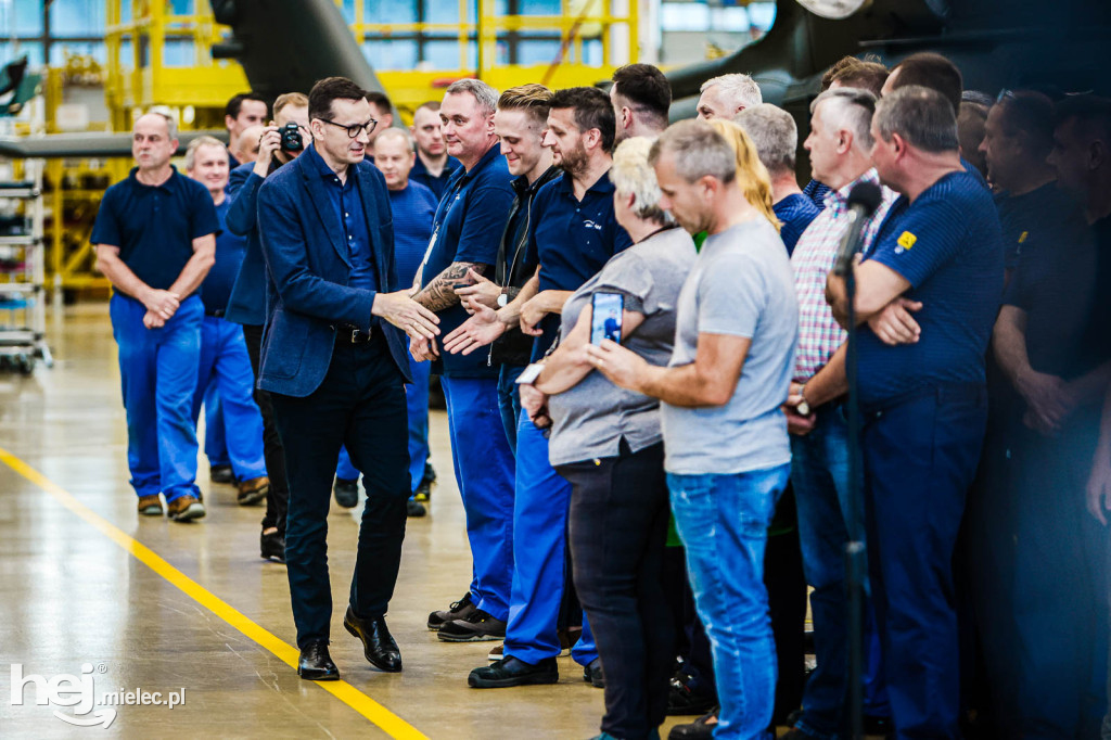 Premier Morawiecki w PZL Mielec