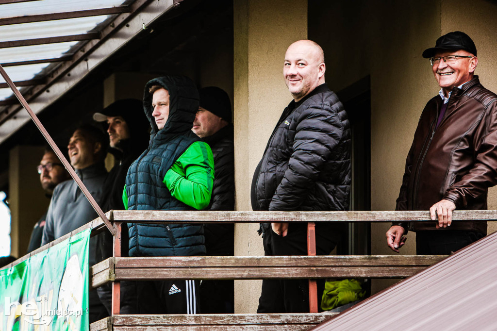 Dromader Chrząstów	0-1	Stal II Mielec	