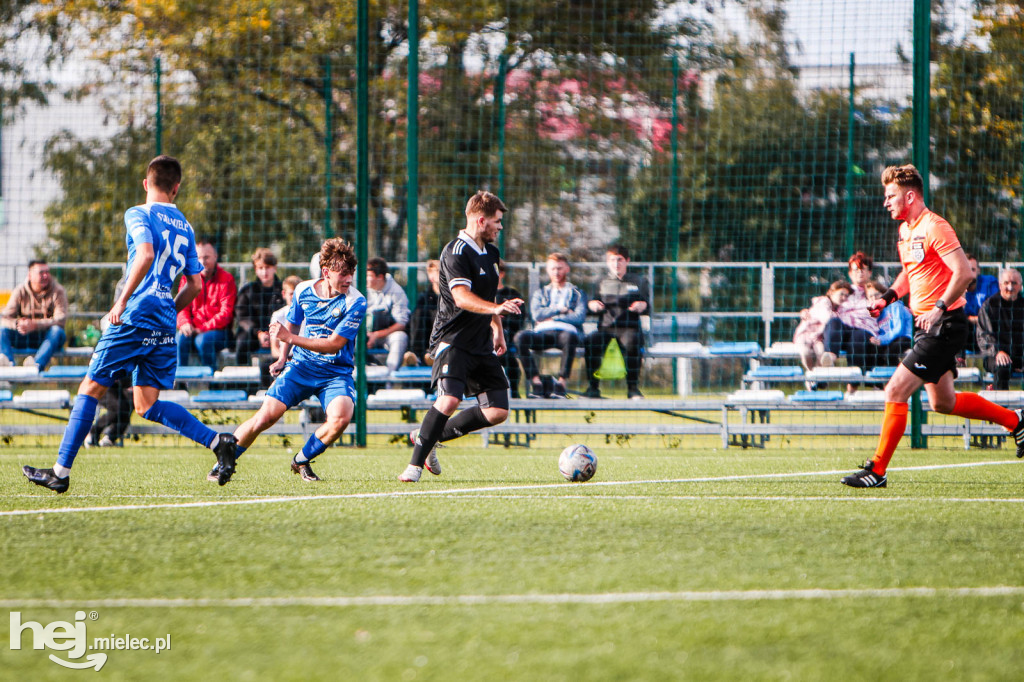 STAL II MIELEC – CZARNI TRZESŃ 4:0