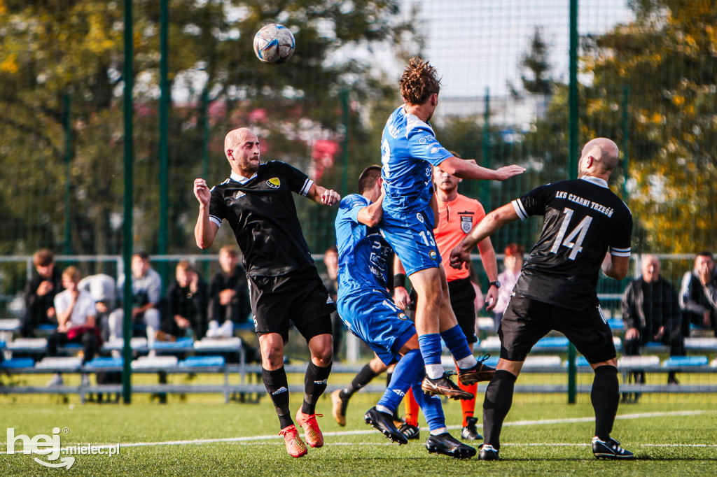 STAL II MIELEC – CZARNI TRZESŃ 4:0