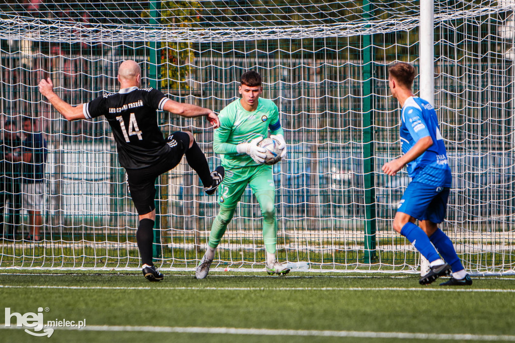 STAL II MIELEC – CZARNI TRZESŃ 4:0