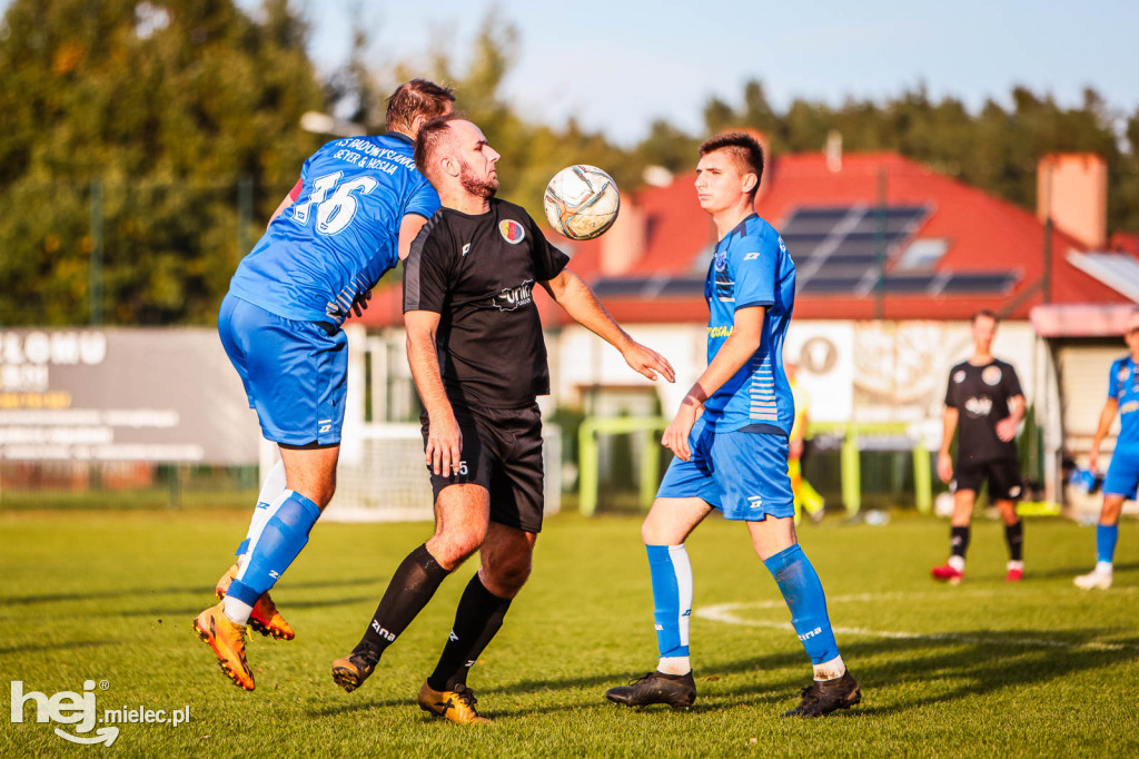 SMOCZANKA MIELEC – RADOMYŚLANKA RADOMYŚL WIELKI 1:0