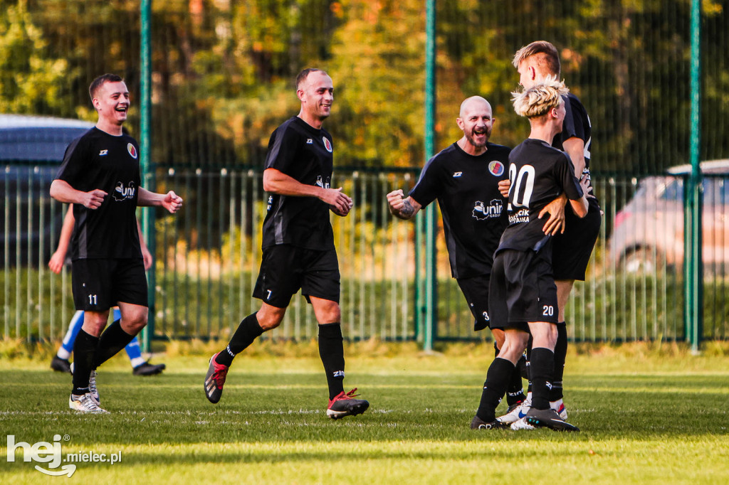 SMOCZANKA MIELEC – RADOMYŚLANKA RADOMYŚL WIELKI 1:0