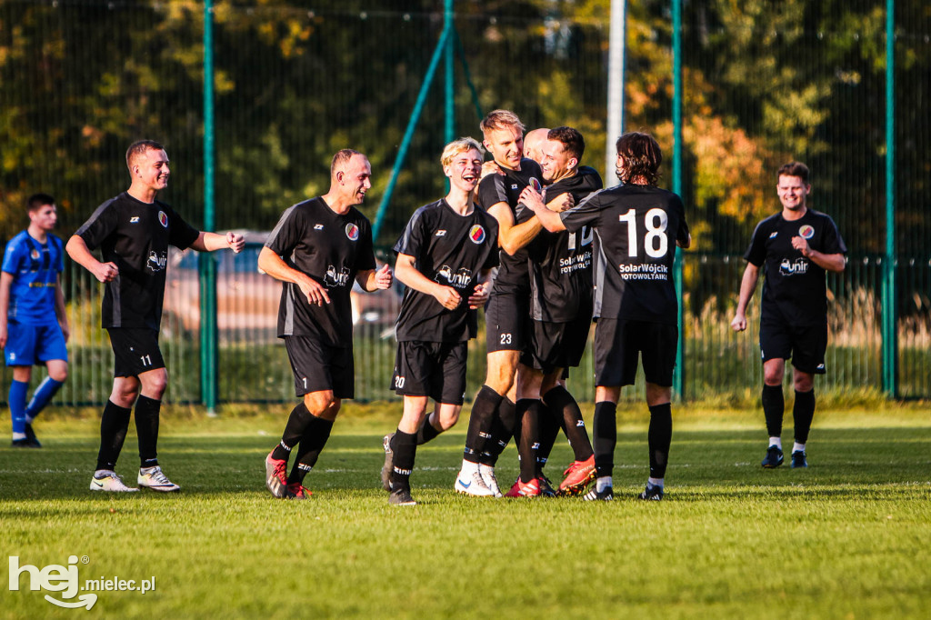 SMOCZANKA MIELEC – RADOMYŚLANKA RADOMYŚL WIELKI 1:0