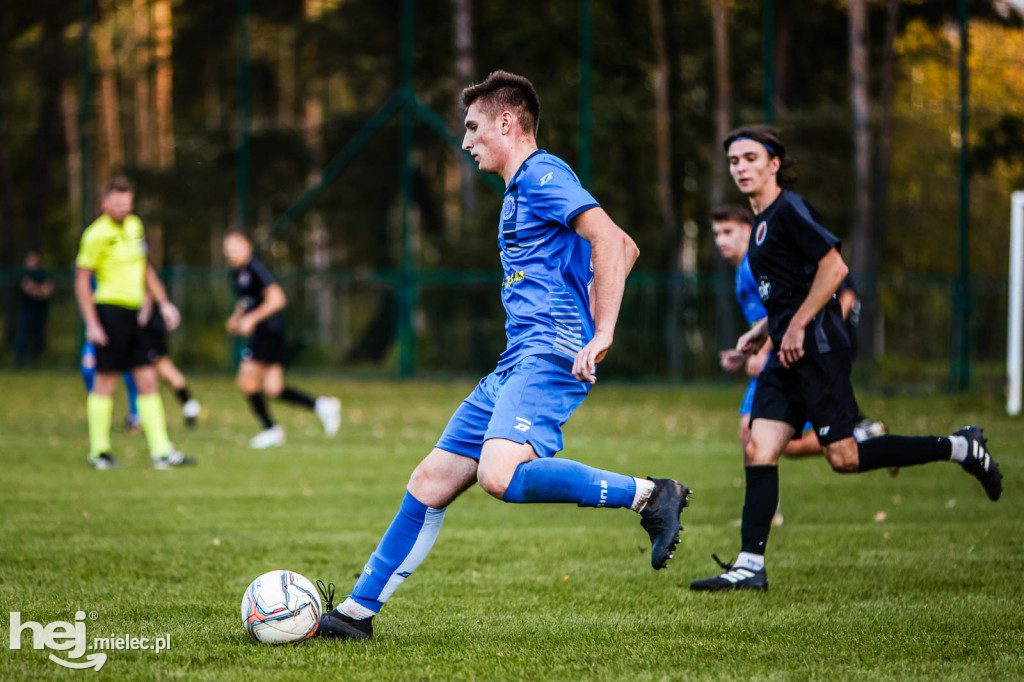 SMOCZANKA MIELEC – RADOMYŚLANKA RADOMYŚL WIELKI 1:0