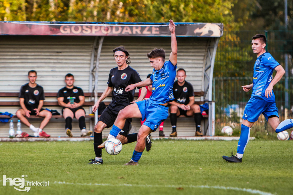 SMOCZANKA MIELEC – RADOMYŚLANKA RADOMYŚL WIELKI 1:0