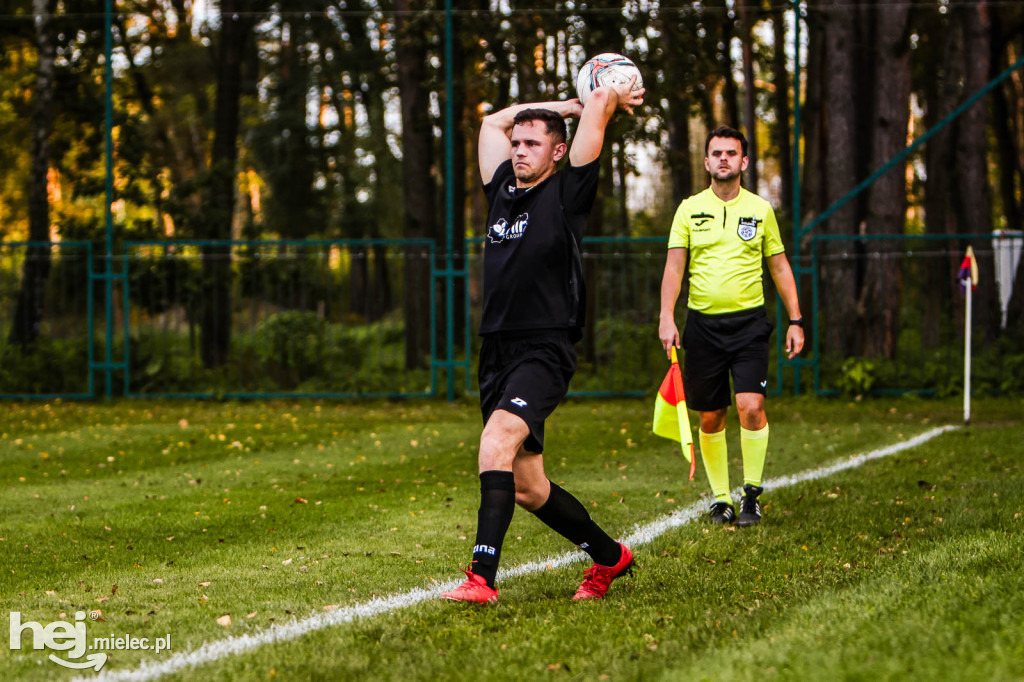 SMOCZANKA MIELEC – RADOMYŚLANKA RADOMYŚL WIELKI 1:0