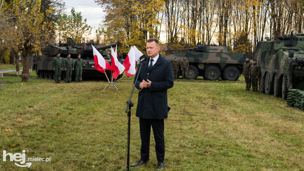 Ogłoszenie przez szefa MON utworzenia 8. Dywizji Wojska Polskiego