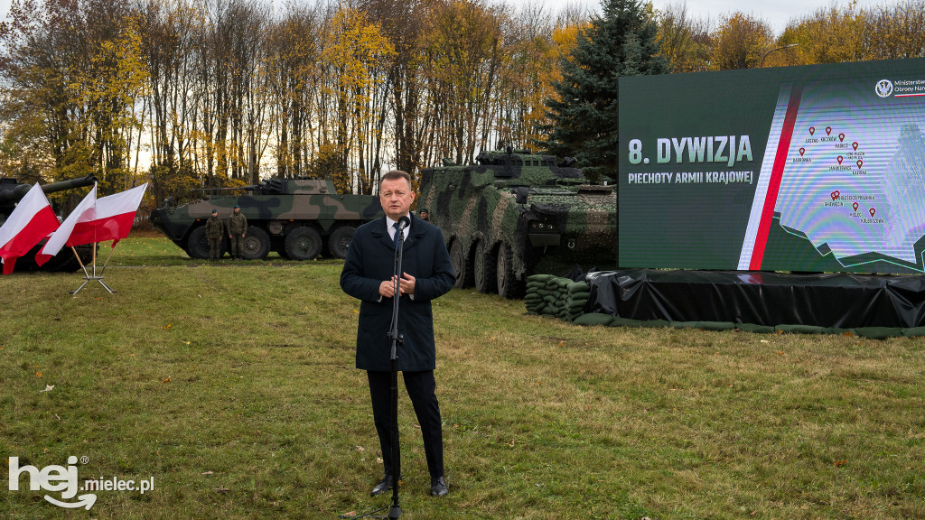 Ogłoszenie przez szefa MON utworzenia 8. Dywizji Wojska Polskiego