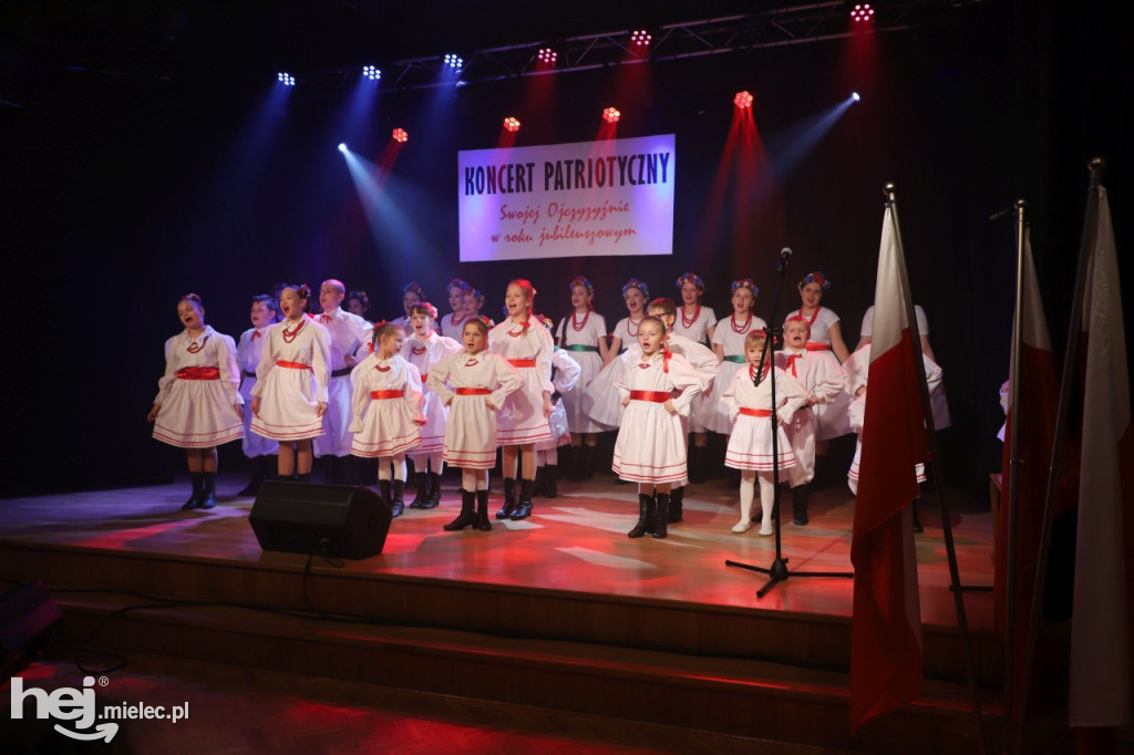 Chorzelowiacy swojej Ojczyźnie w roku jubileuszowym