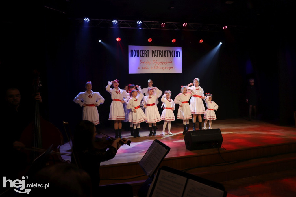 Chorzelowiacy swojej Ojczyźnie w roku jubileuszowym