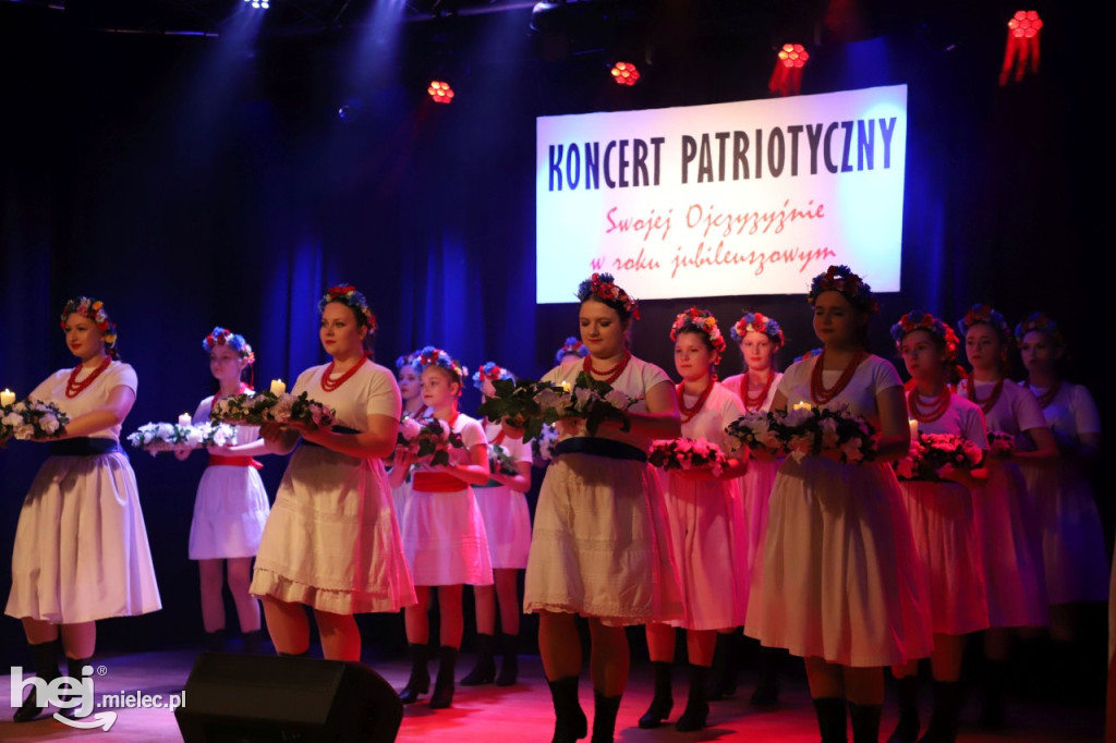 Chorzelowiacy swojej Ojczyźnie w roku jubileuszowym