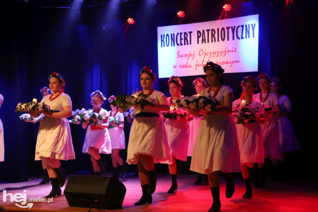 Chorzelowiacy swojej Ojczyźnie w roku jubileuszowym