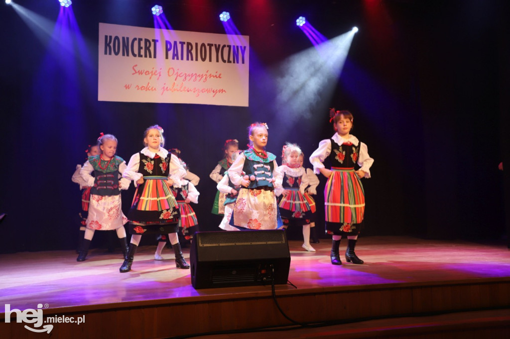 Chorzelowiacy swojej Ojczyźnie w roku jubileuszowym