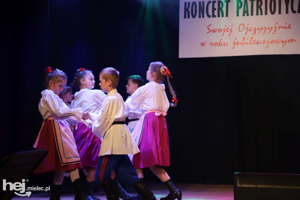 Chorzelowiacy swojej Ojczyźnie w roku jubileuszowym
