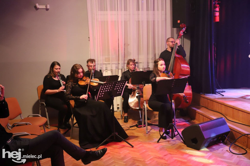 Chorzelowiacy swojej Ojczyźnie w roku jubileuszowym