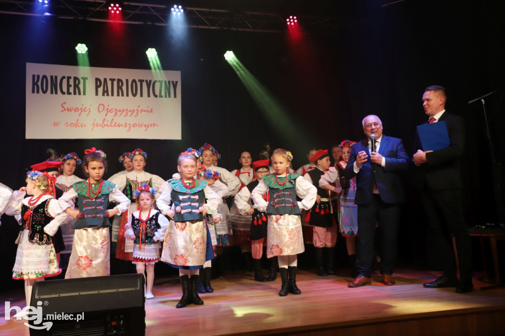 Chorzelowiacy swojej Ojczyźnie w roku jubileuszowym