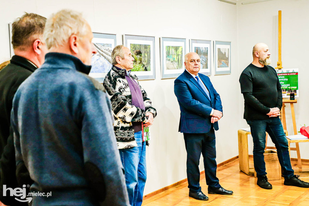 Wystawa: Jeden temat – dwa spojrzenia na sztukę