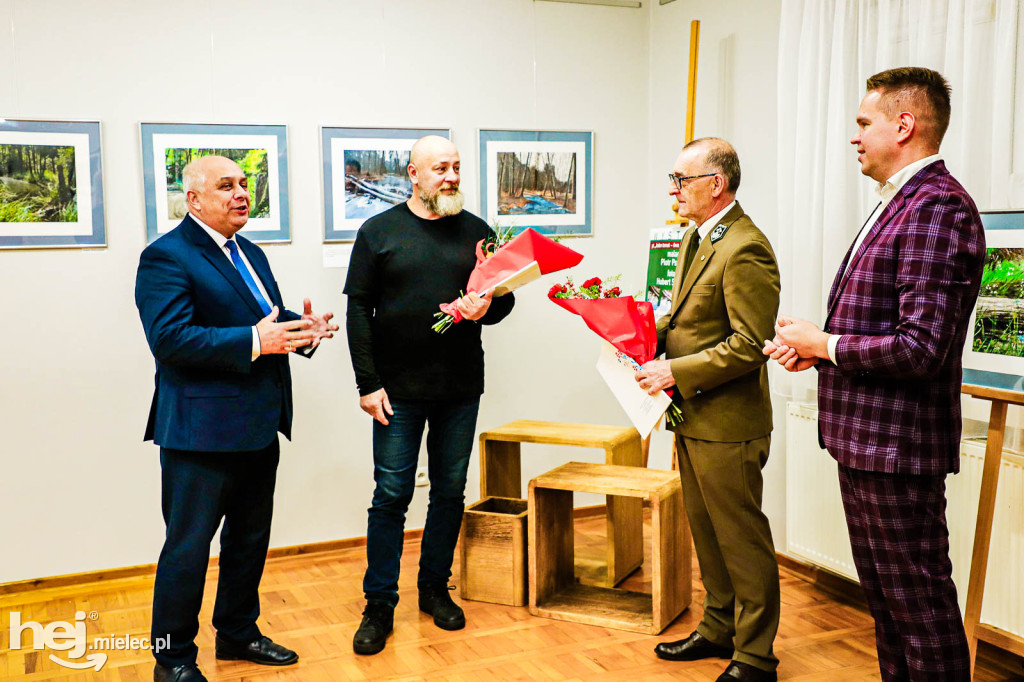 Wystawa: Jeden temat – dwa spojrzenia na sztukę