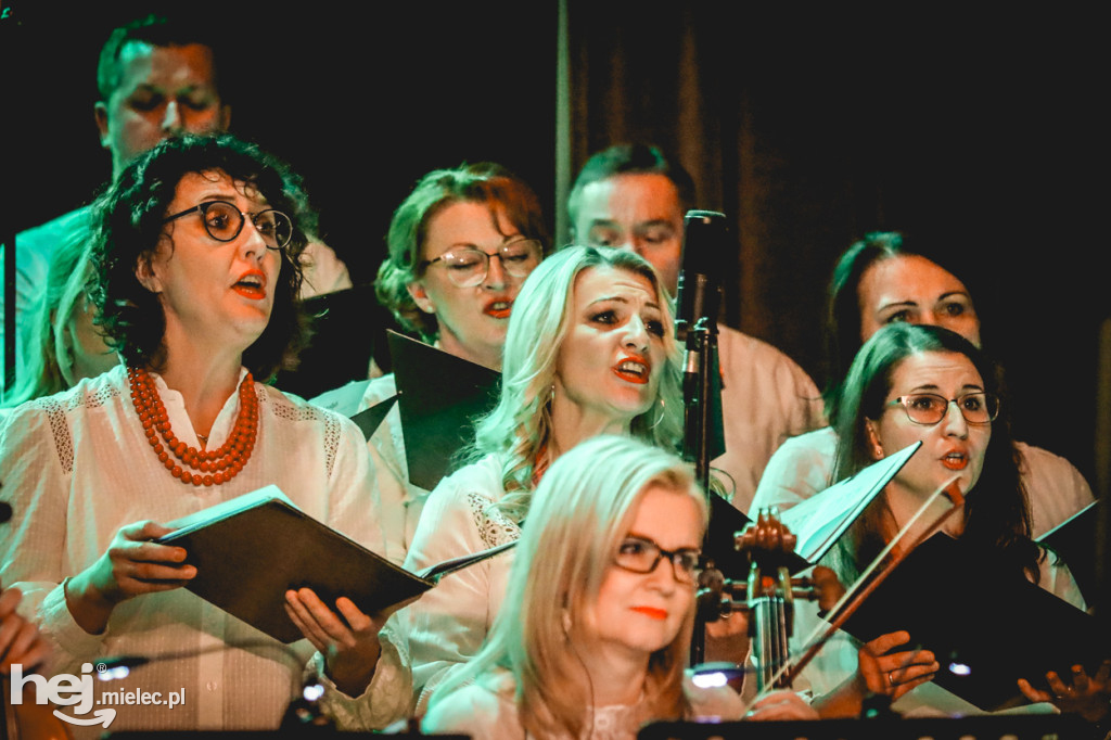 Koncert Akord z przytupem