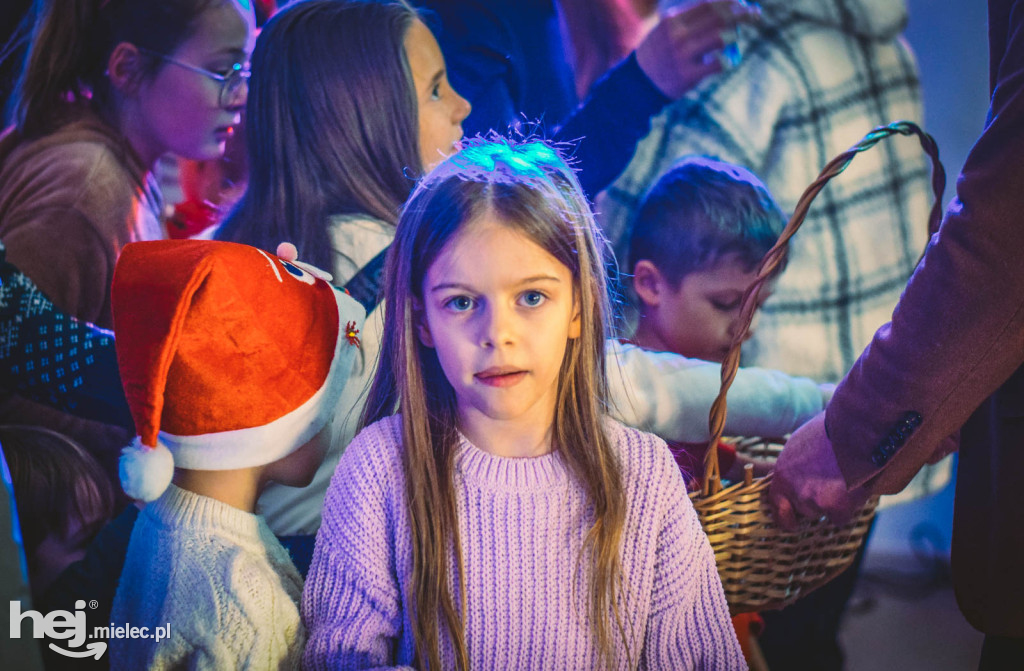 Święty Mikołaj w Domu Kultury SCK